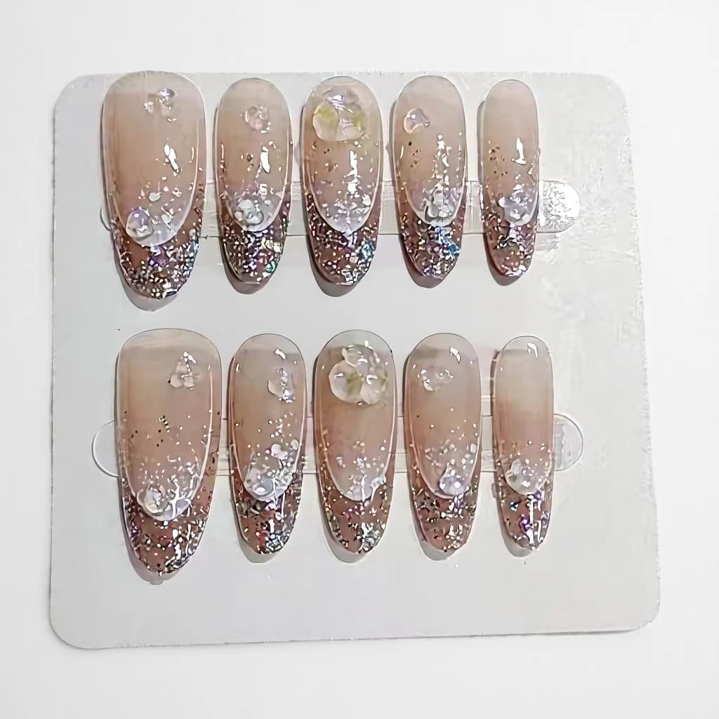 Glitter-halo pålimbare negler, lang oval form, gjenbrukbare