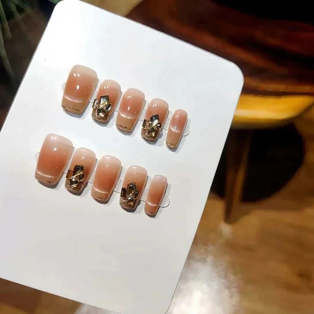 Trykk-på-negler Cat Eye Blush med Rhinestones, Kort Kisteform, 30 stk